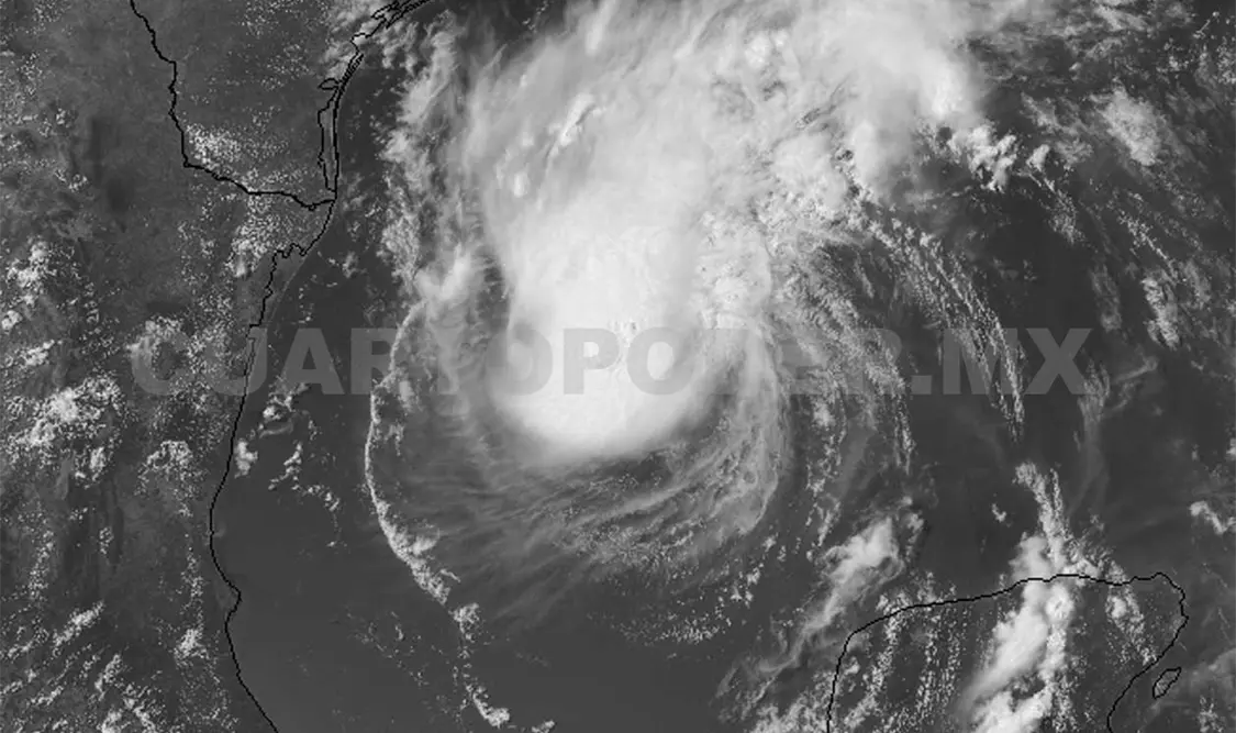 Los huracanes suelen tener un amplia circulación nubosa. CP
