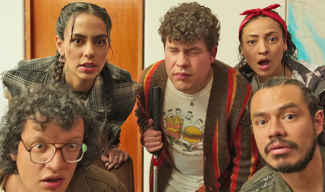 Mejor reír que rasgarse las vestiduras