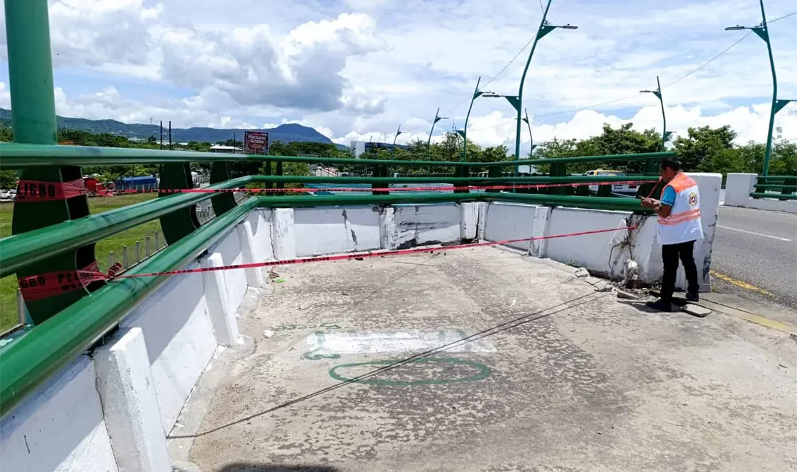 Puente vehicular del Libramiento Sur-Oriente no presenta daños en la estructura