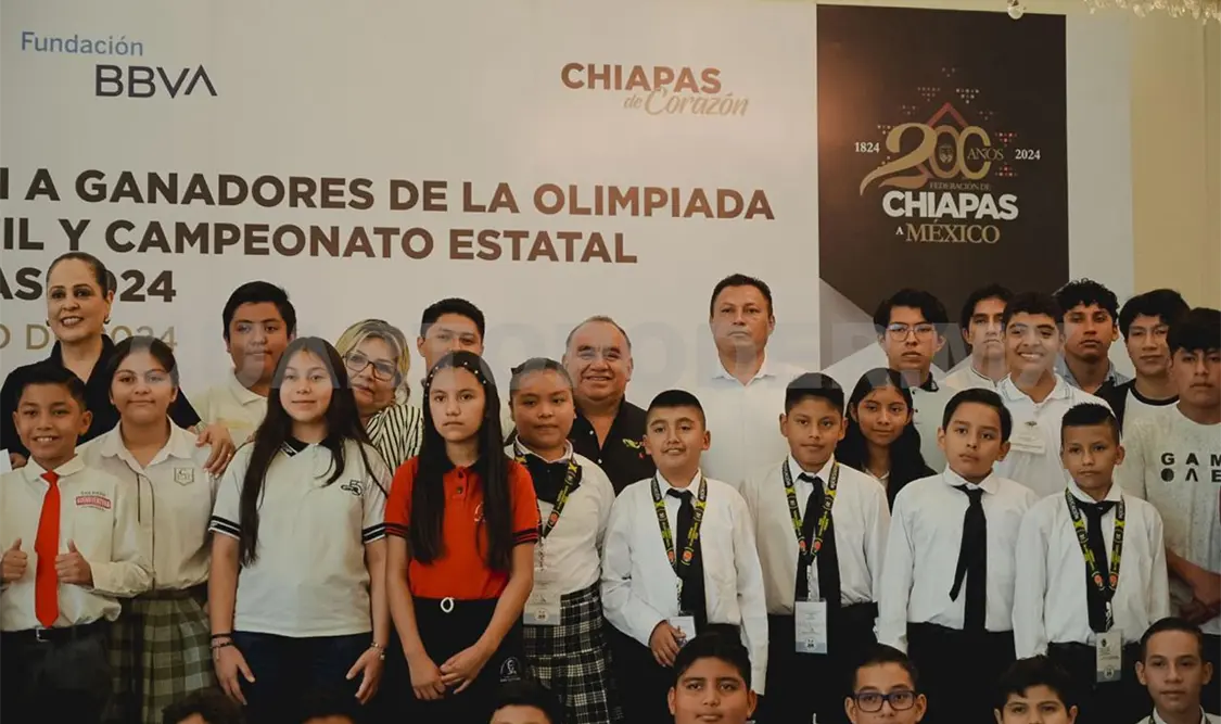 Reconocen a alumnos del CECyTE-TBC- Chiapas
