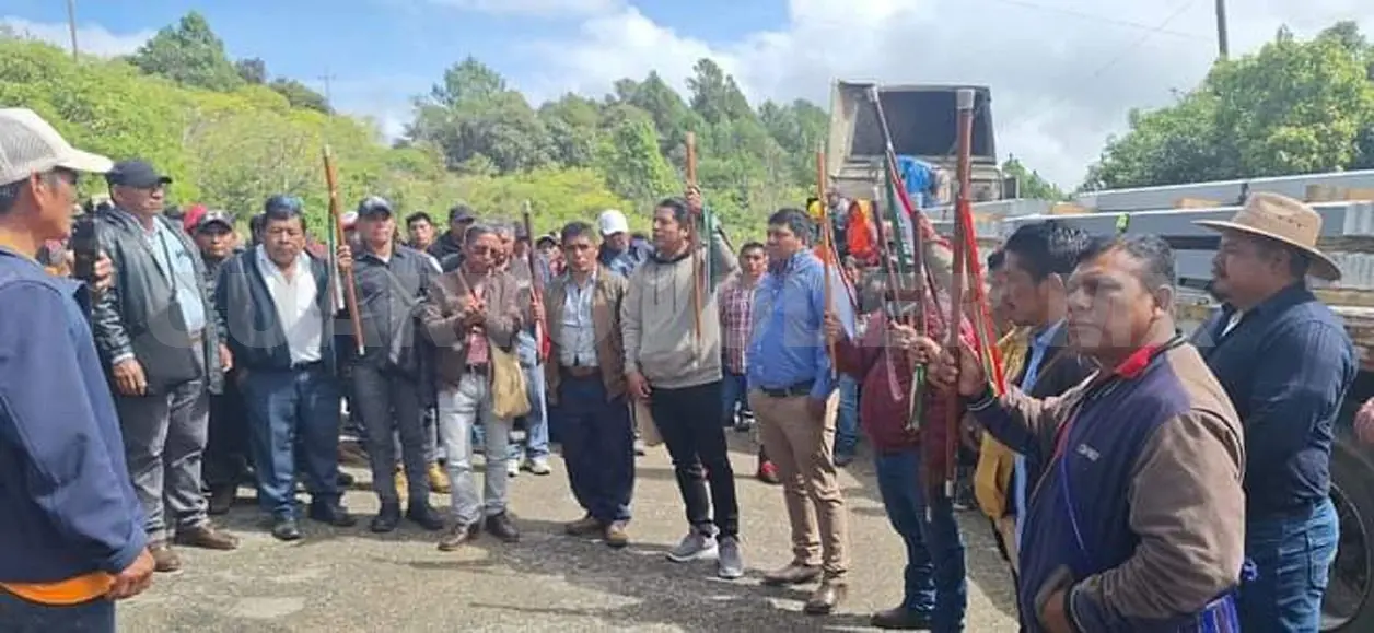 Pese a bloqueos fluye apoyo a comunidades