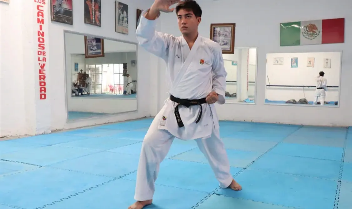 El alumno del Dojo Universitario y estudiante del Cobach 13, con un futuro prometedor en esta disciplina. Diego Pérez/CP