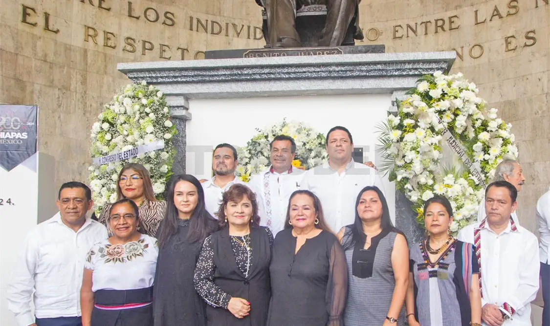 Conmemoran Aniversario Luctuoso de Benito Juárez