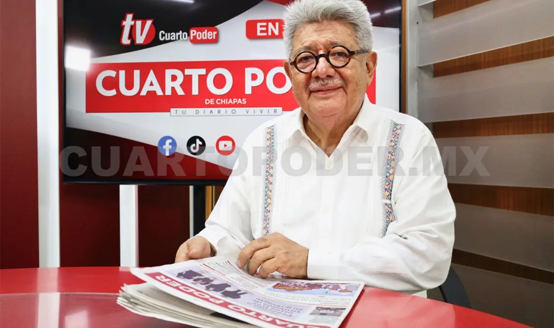 Recibe Plácido Morales, Medalla Emilio Rabasa