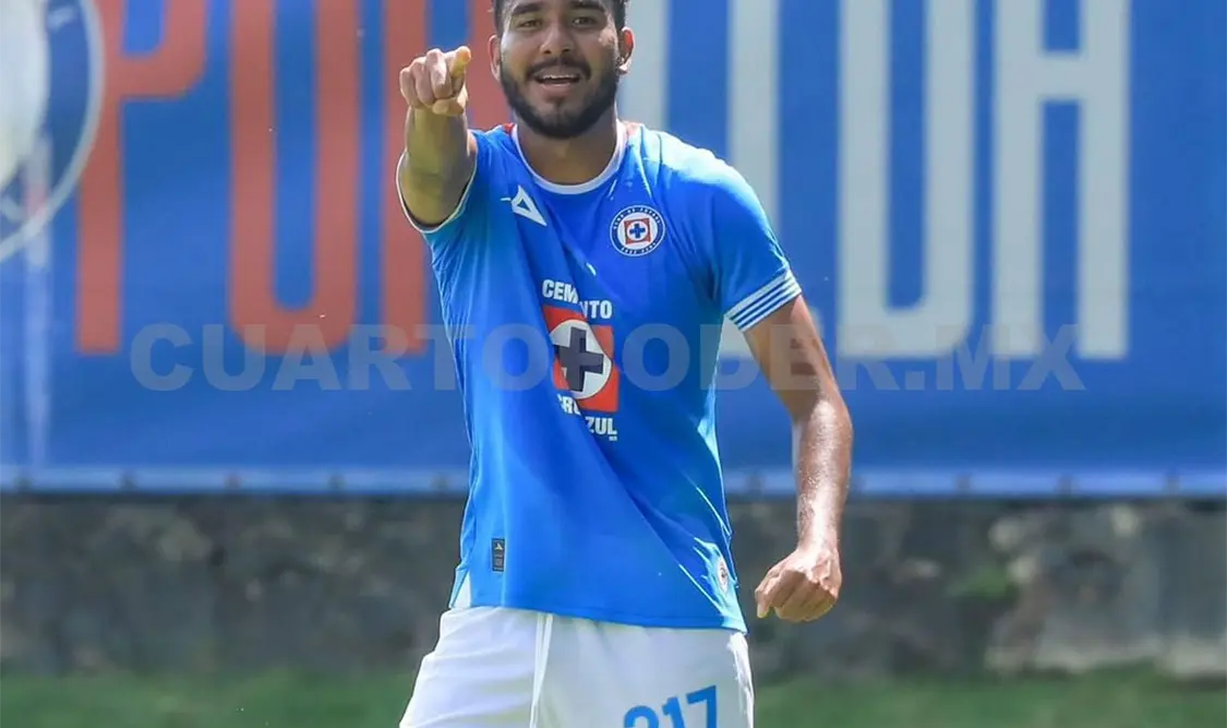 Samuel Espinosa es líder de goleo individual