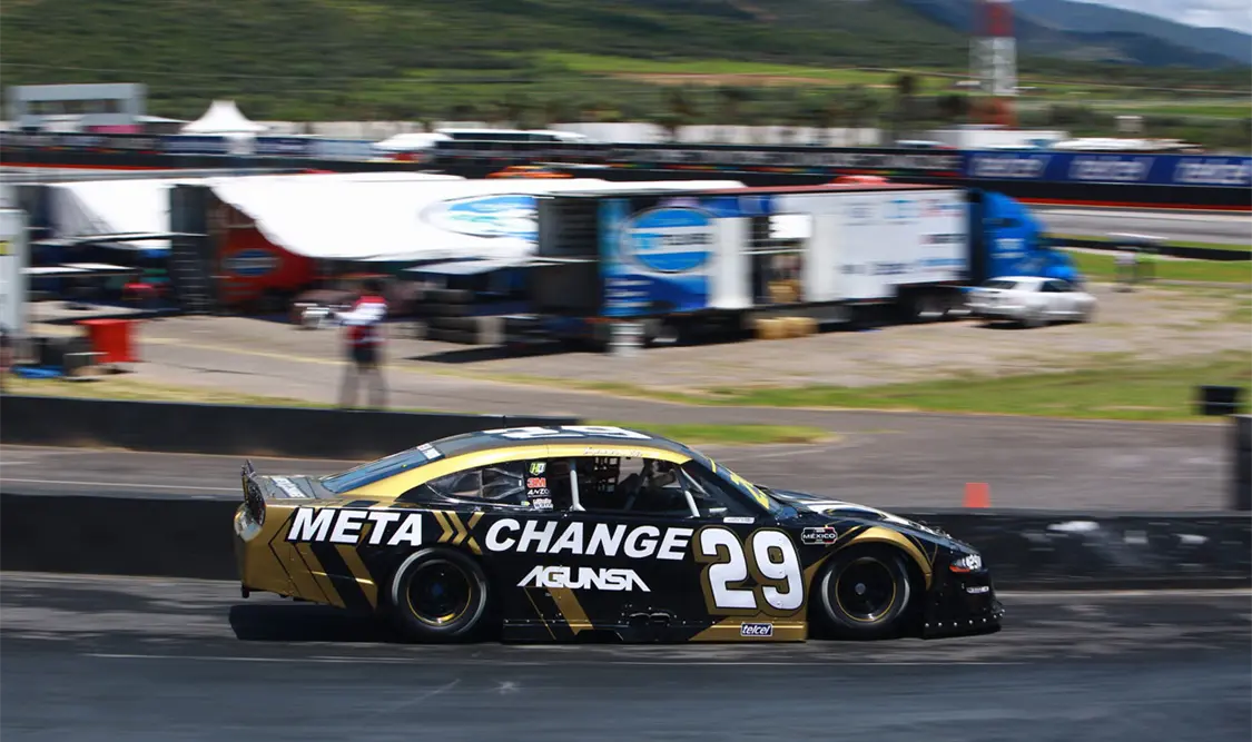 “Koke” de la Parra gana en Nascar Challenge