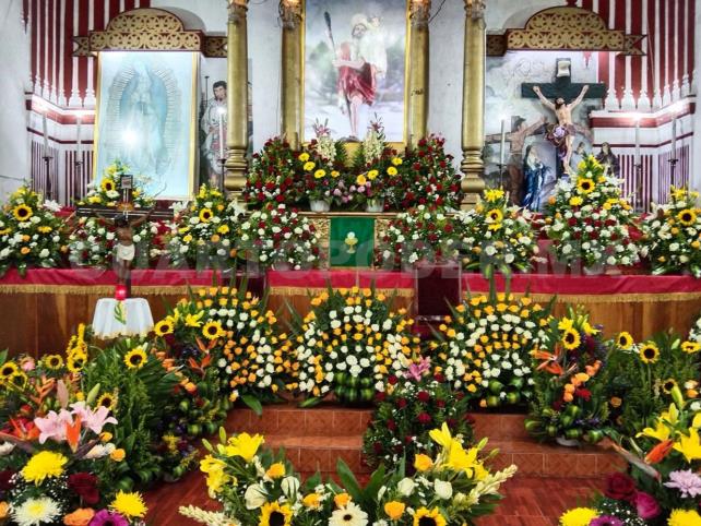 Celebran al santo patrono de San Cristóbal