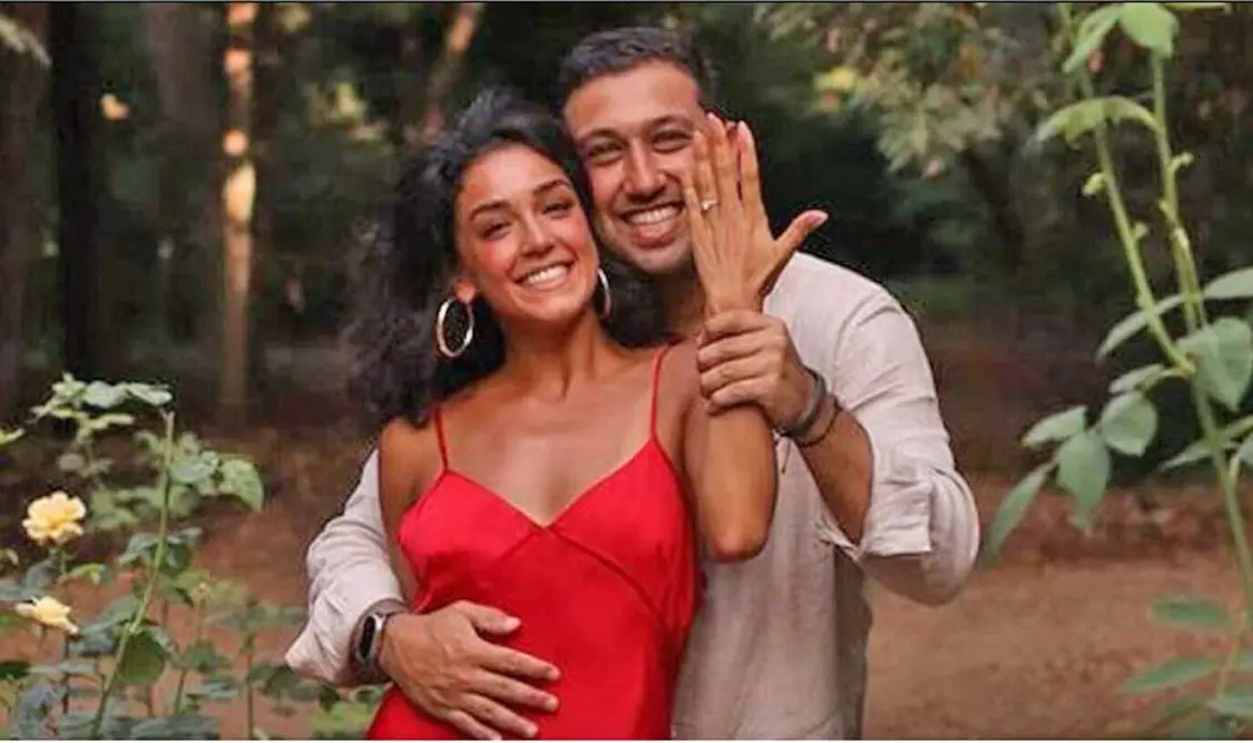 Alejandra Capetillo, muy enamorada