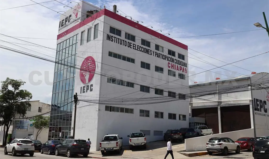 Multa IEPC a presidenta virtual de San Cristóbal