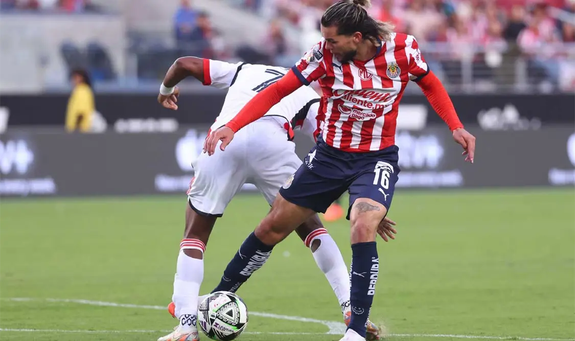 Chivas cae en penaltis