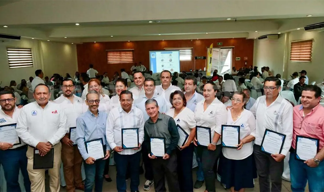 Sostiene Melgar encuentro con empresarios de Canaco
