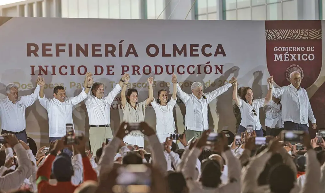 El presidente Andrés Manuel López Obrador encabezó la ceremonia de inicio de producción de la refinería Olmeca, en Paraíso, Tabasco. Cortesía