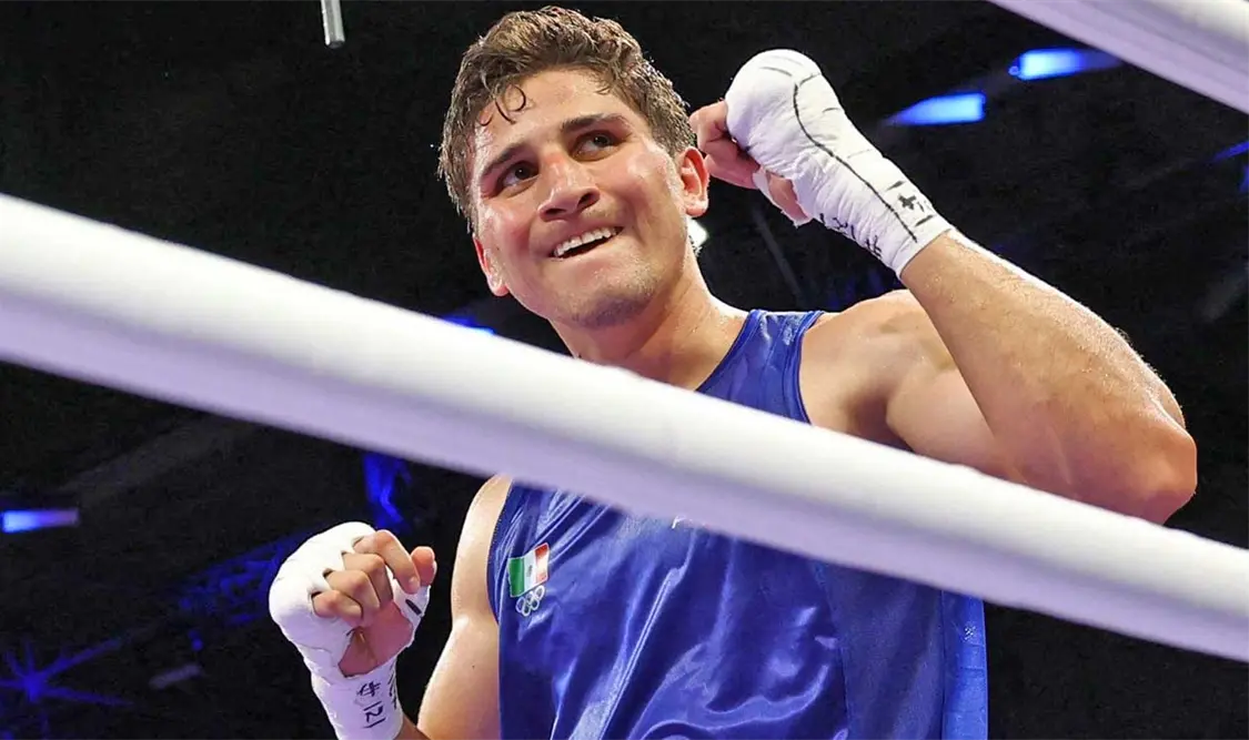 El boxeador Marco Verde asegura medalla