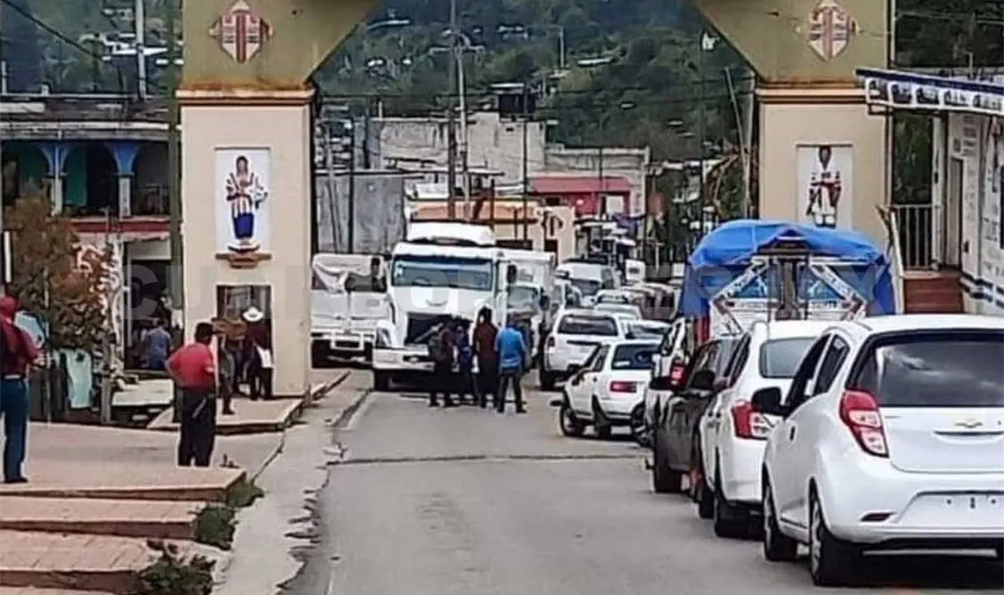 Exigen a partidos políticos a que no se metan en ese pueblo que ya decidió cómo elegir a sus gobernantes. CP