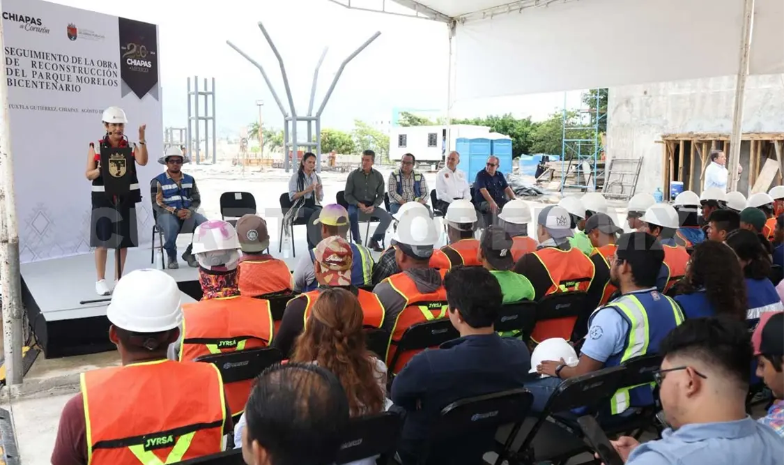 Destacan que las empresas trabajan en tiempo y forma para entregar e inaugurar la remodelación del parque antes del 14 de septiembre. CP