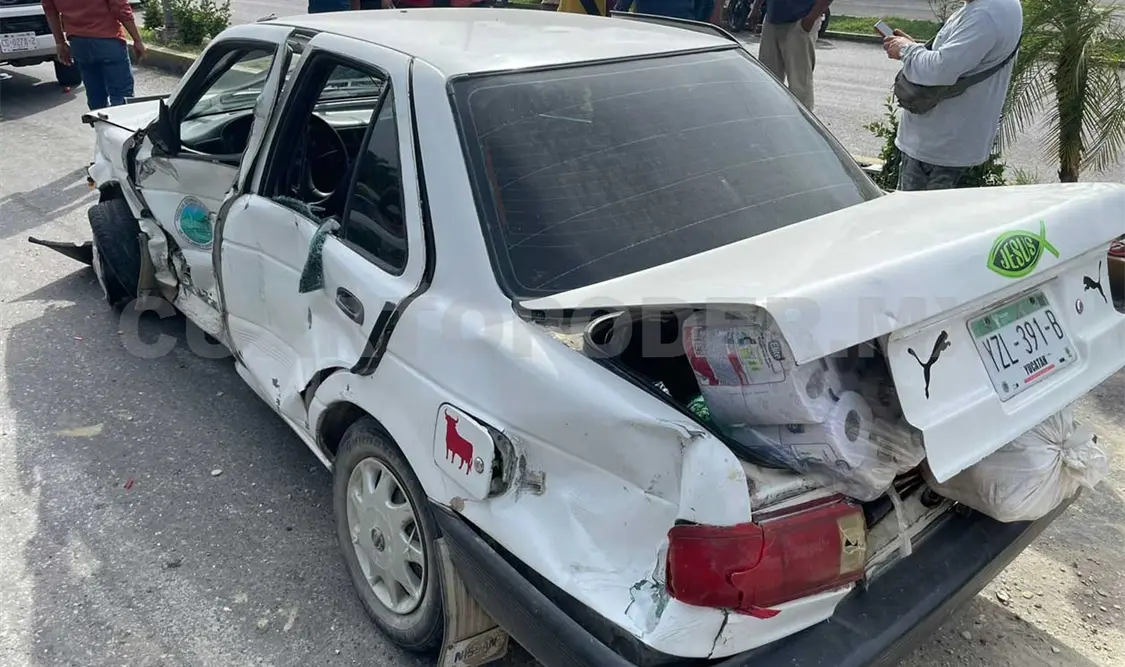 El chofer responsable del accidente huyó y fue buscado por los uniformados. Genaro Sánchez / CP