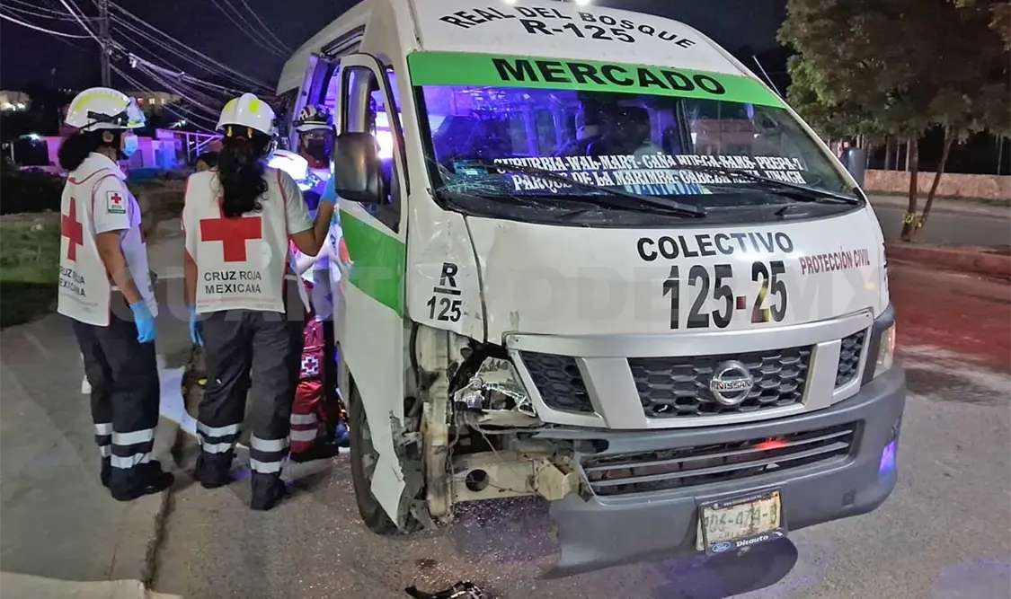 Supuestamente el colectivo de la ruta 125-25 tuvo una falla mecánica en los frenos. Ulises Villalobos / CP