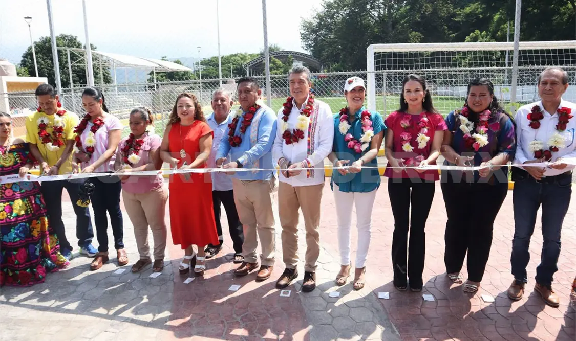 Invierten en obras deportivas de Chiapilla