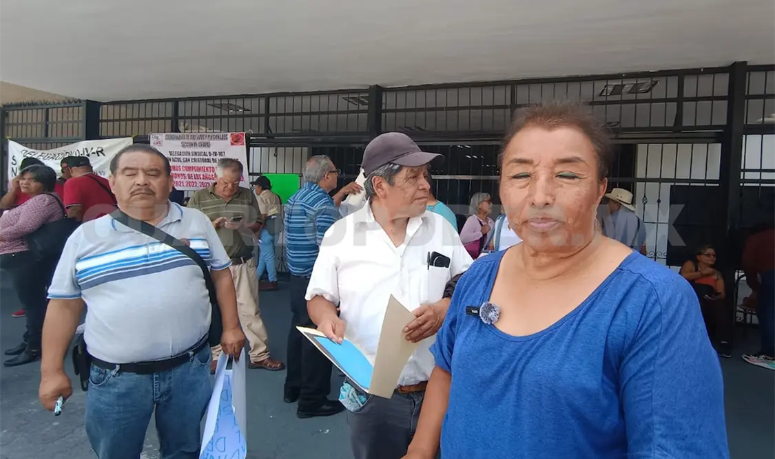 Grupo de jubilados protestan en Tuxtla Gutiérrez
