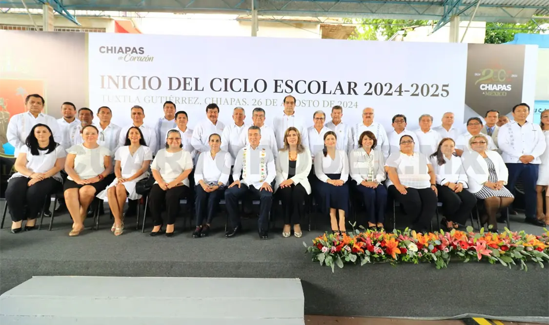 Rutilio Escandón pone en marcha nuevo ciclo escolar