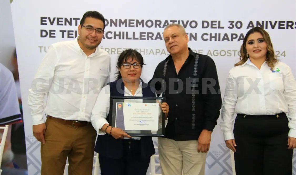 Conmemora 30 aniversario del Telebachillerato