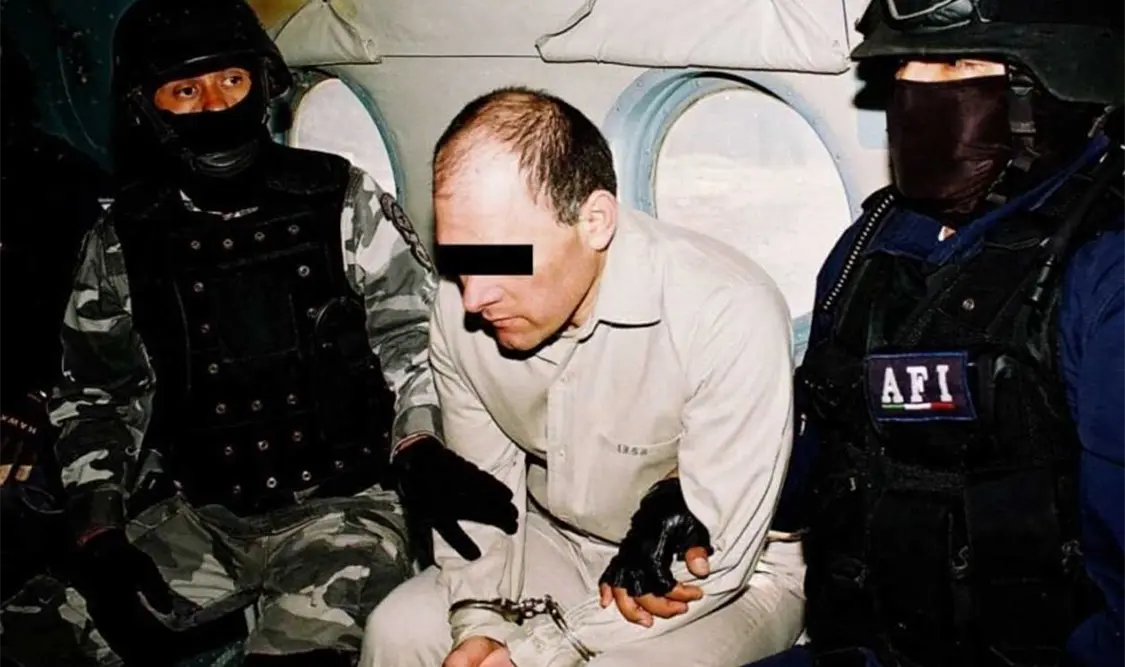 De acuerdo con la fuente de la DEA, a Osiel no se le va a dar protección como testigo ni va a ser devuelto a México. Cortesía