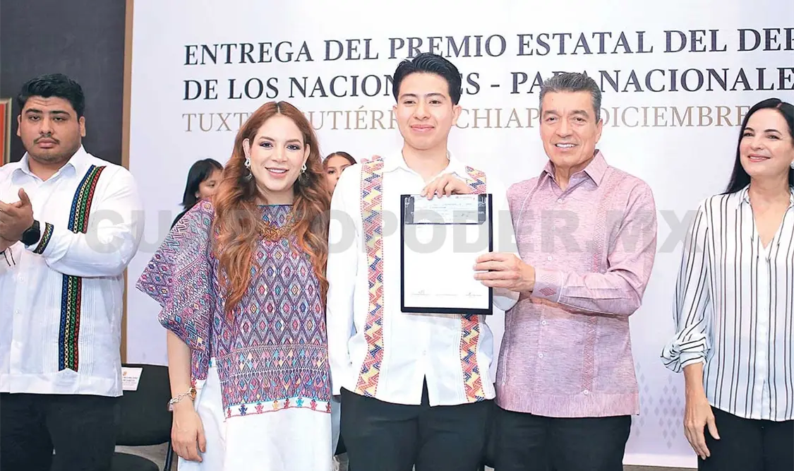 El hoy medallista en París fue reconocido en 2022 con el Premio Estatal del Deporte. Cortesía