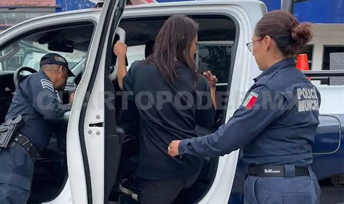 La mujer del Japón fue auxiliada por la autoridad para buscar a sus familiares. Manuel Martínez / CP