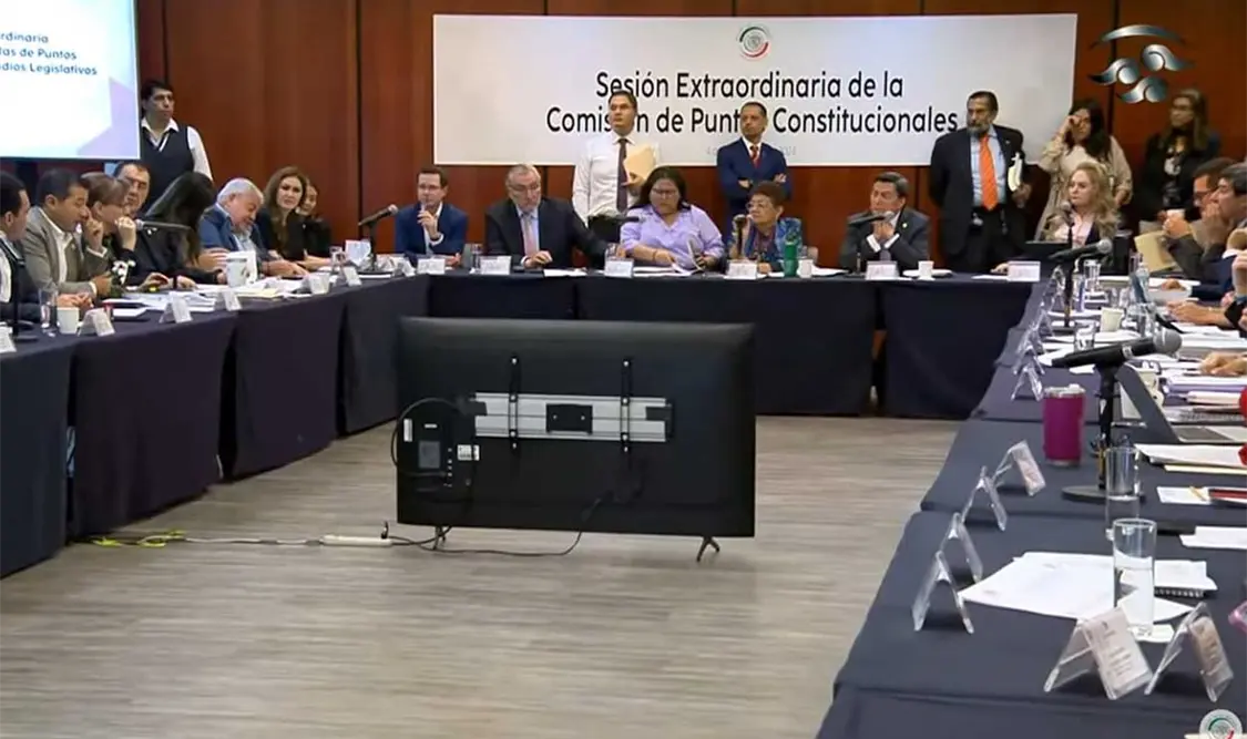 Ernestina Godoy informó que se recibió formalmente la minuta y de inmediato citó a sesionar. El Universal