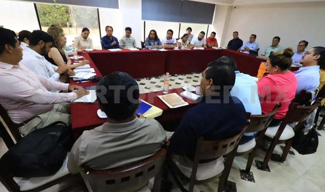 Dan continuidad a la atención de legítimas demandas del magisterio chiapaneco a través de una mesa tripartita de trabajo. CP