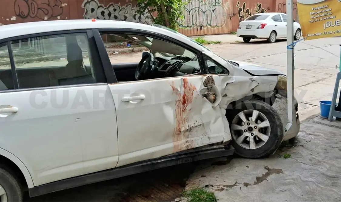 Uno de los vehículos se pasó el alto en un cruce de calles y provocó el choque. Ulises Villalobos / CP