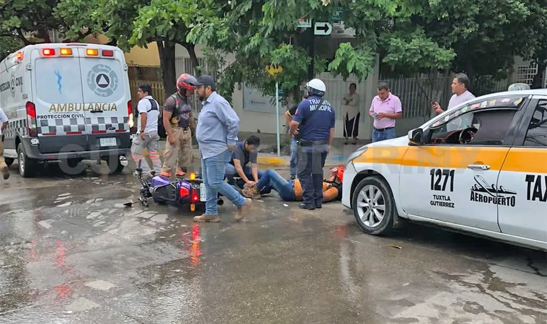 Personal de Protección Civil se presentó para trasladarlo a un hospital. Ulises Villalobos / CP