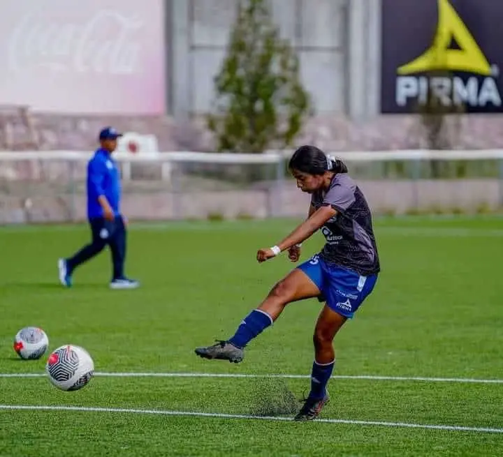 La chiapaneca sumó sus primeros minutos con el Club Puebla, equipo al que pertenece desde hace cuatro años. Cortesía 