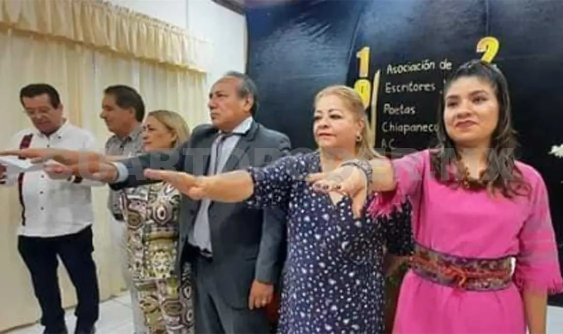 En la toma de protesta de los integrantes del consejo. CP