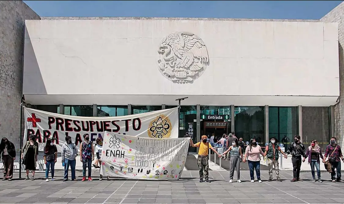 Documentan crisis y pobreza en INAH