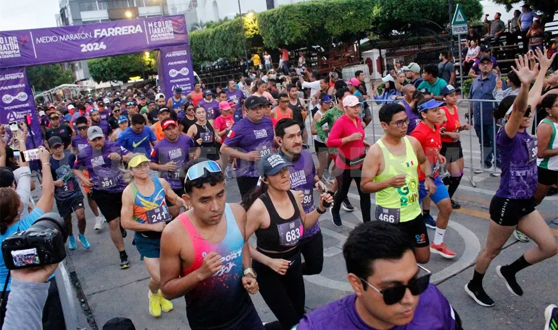 Reinaldo Pacheco conquista las calles de Tuxtla