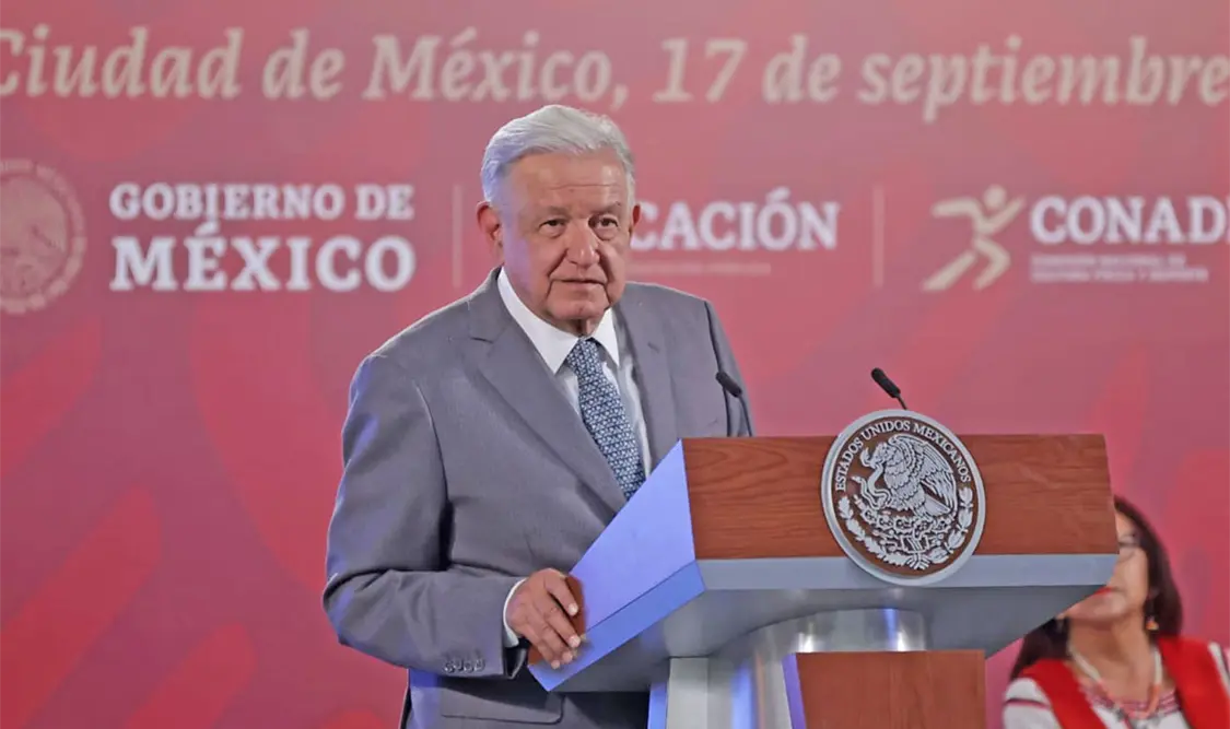 AMLO califica de risa las críticas de Zedillo