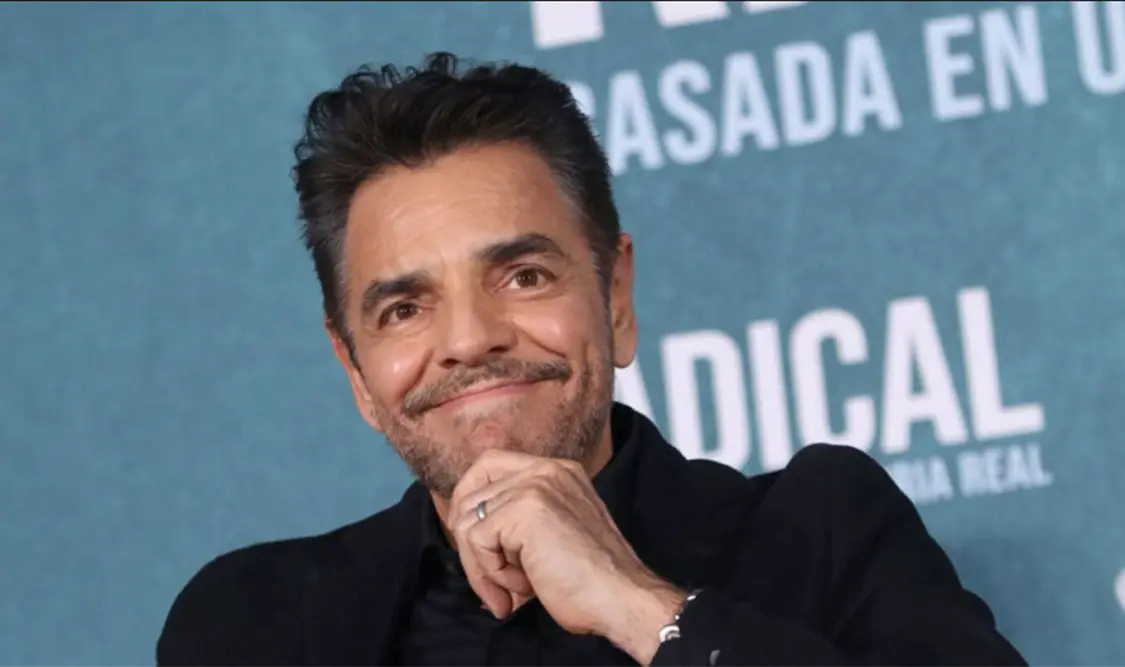 No cree en políticos pero sí en mujeres