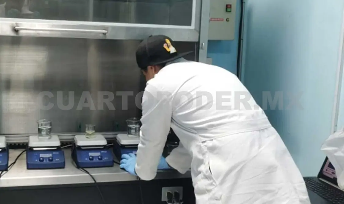 El profesor destacó que el Tecnológico se enfoca en las necesidades de las industrias para formar estudiantes. Cortesía