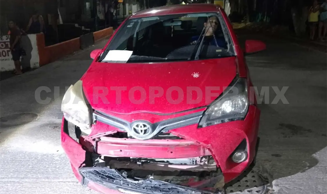 La camioneta se pasó la preferencia y colisionó contra un Yaris. Ulises Villalobos / CP