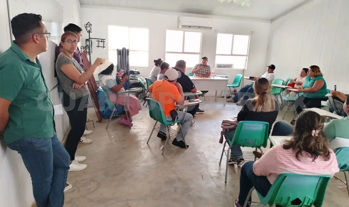 Piden destituir a directora del Cecytech 41