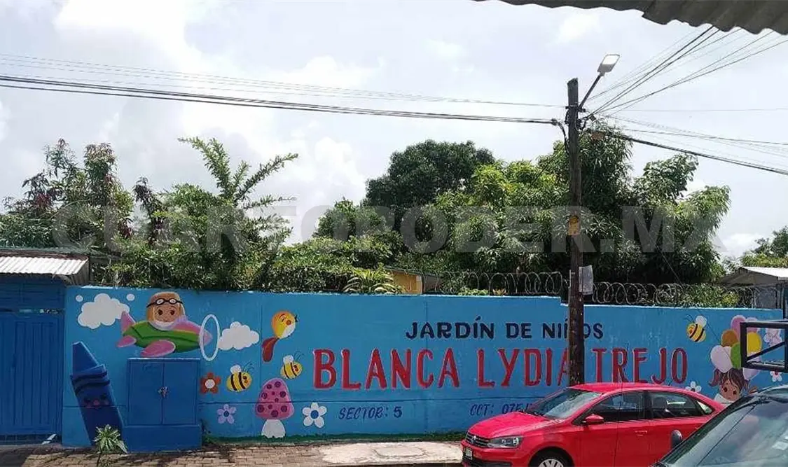 Jardín de niños lleva dos meses sin luz