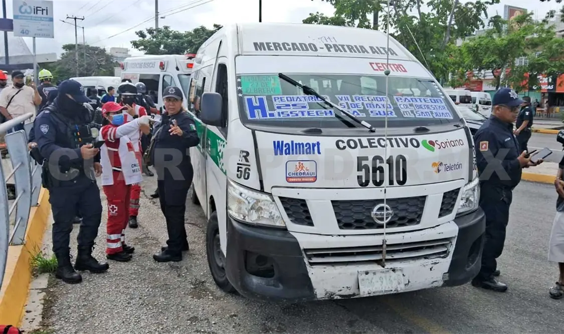 Se molesta y atropella a dos oficiales de Tránsito