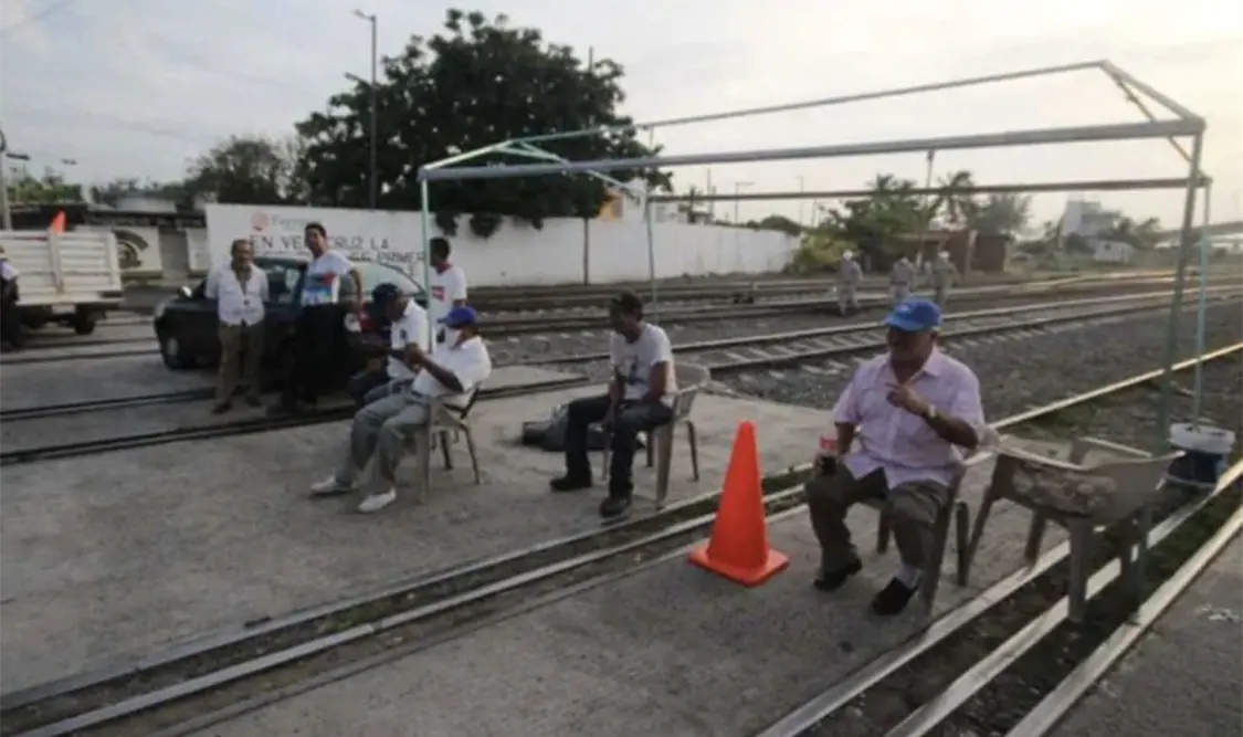Bloqueo a tren acumula 700 millones de pérdidas