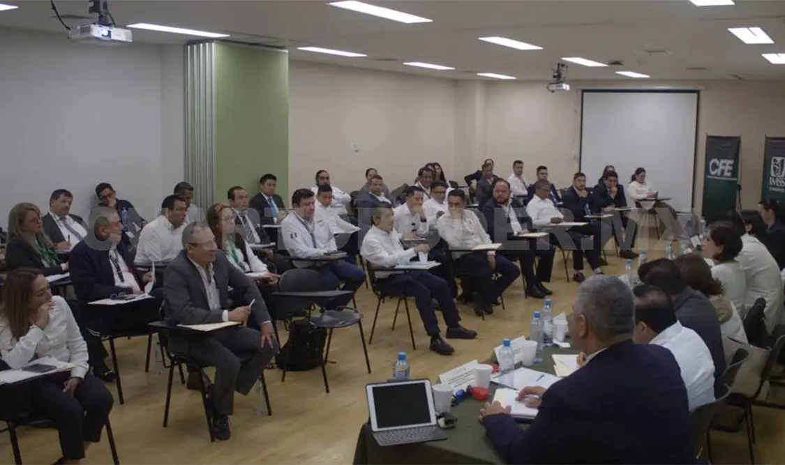 IMSS Chiapas celebra reunión tripartita