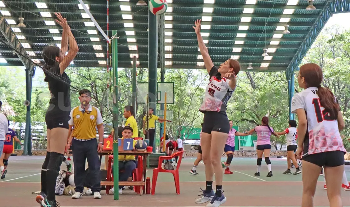 Salud Justa y Tucanas a la final