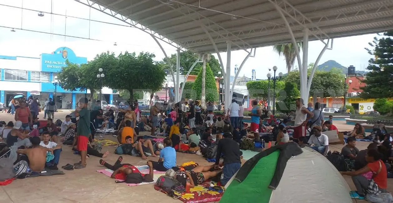 Caravana de migrantes arribó a Escuintla