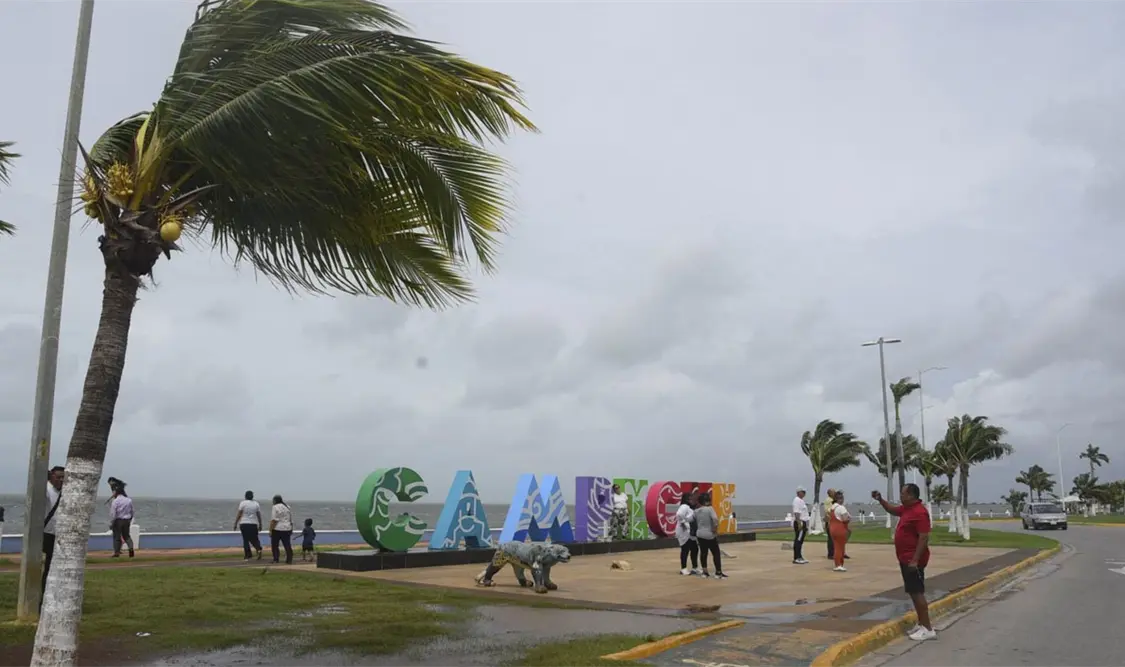 Regresa la calma tras paso de Milton