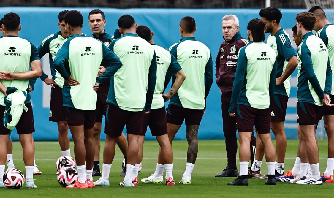 La selección mexicana llega a Puebla