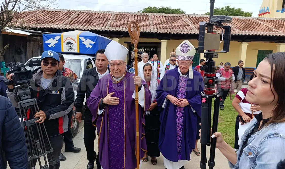 Celebran misa dedicada al padre Marcelo